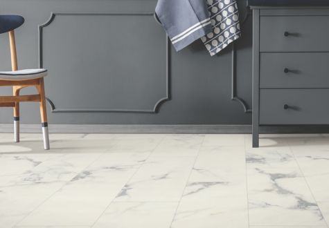 Pergo: Luxury Vinyl Tile - Image 9